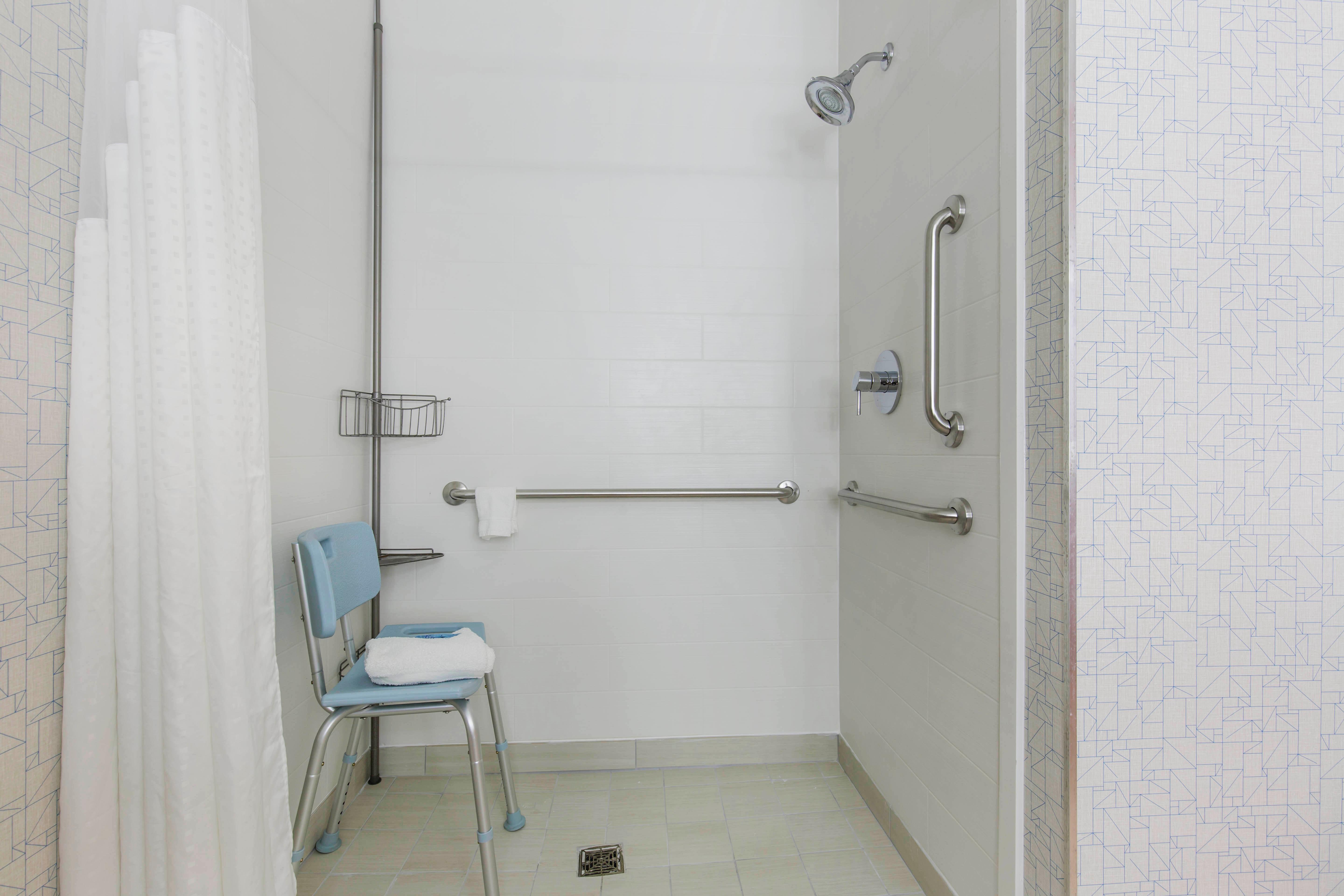 Holiday Inn Express And Suites Chicago West - St Charles By Ihg Saint Charles Exterior photo