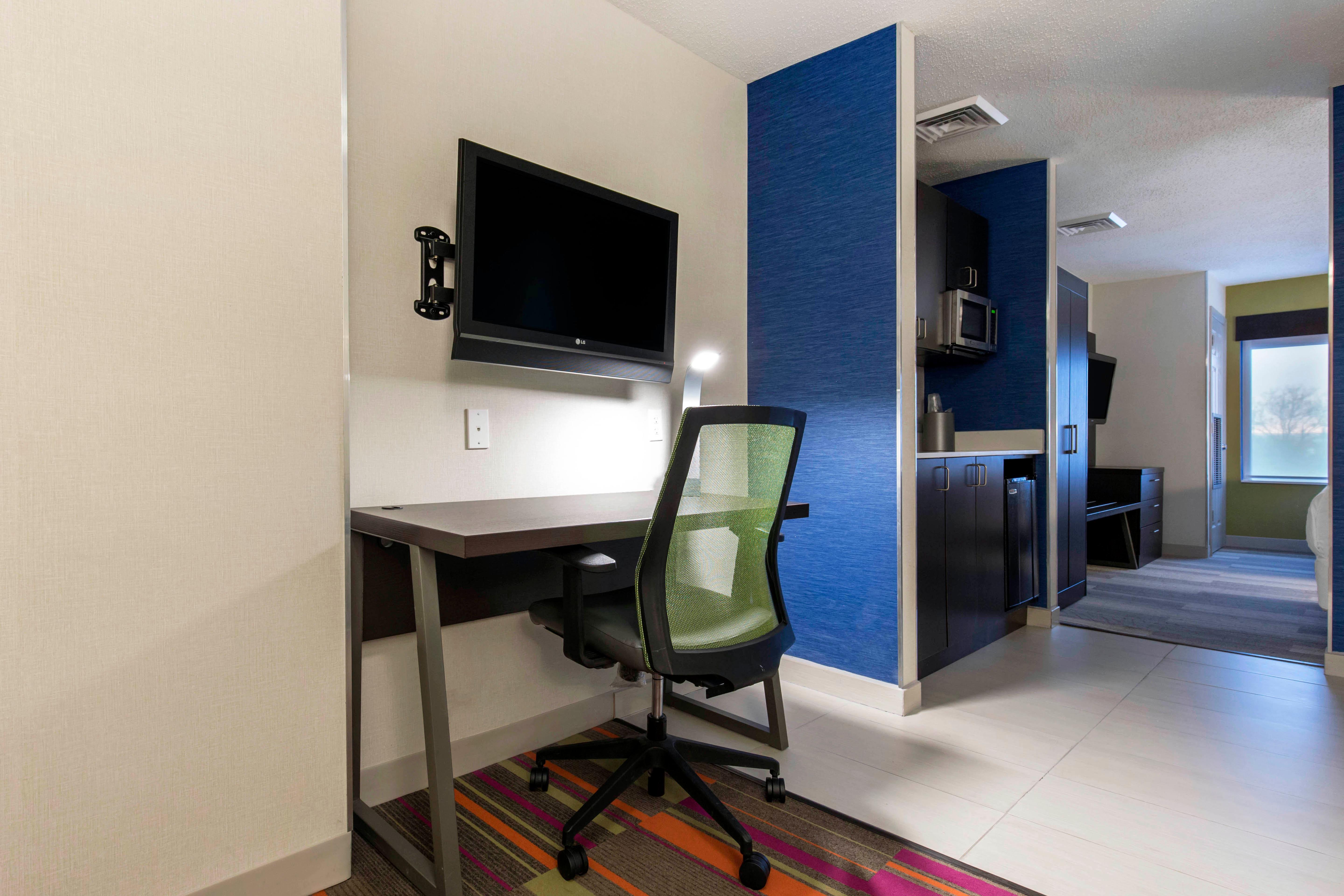 Holiday Inn Express And Suites Chicago West - St Charles By Ihg Saint Charles Exterior photo
